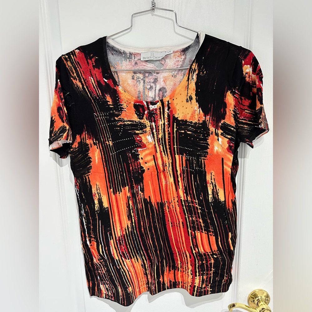 Susan Bristol Vibrant Orange and Black Short Sleeve Top
